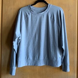 Vuori Long Sleeve Halo Crew